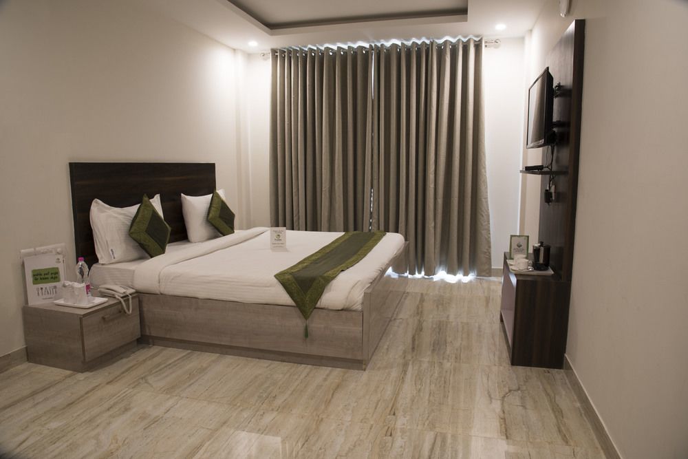 Hotel O Lakshya Yeni Delhi Dış mekan fotoğraf