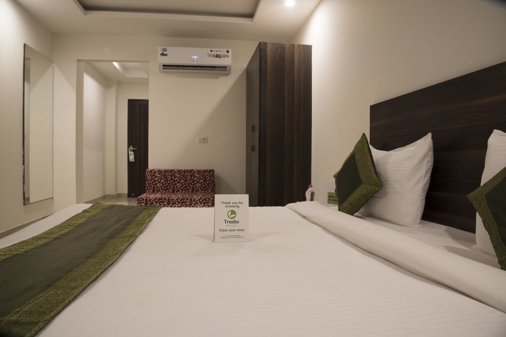 Hotel O Lakshya Yeni Delhi Dış mekan fotoğraf